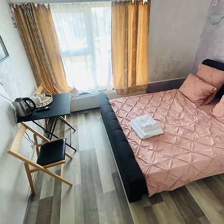Urban Suites Iasi Esterno foto